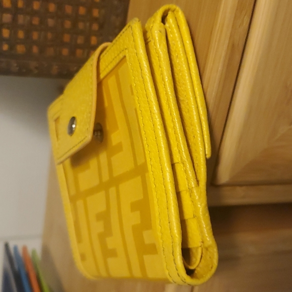 Fendi Monogram Limited Edition Wallet - Picture 7 of 16